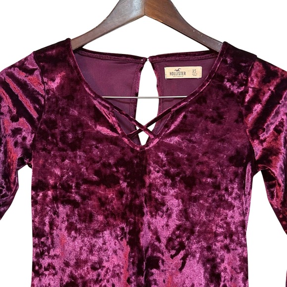 Hollister Dress Size XS Velvet Crushed Bell Sleeve V Neck‎ Burgundy Juniors - Picture 4 of 7